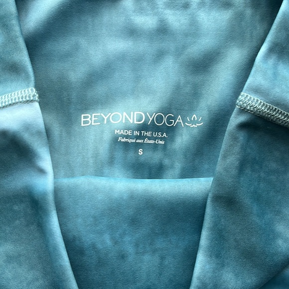 Beyond Yoga Leggings Teal Size S - Picture 4 of 7
